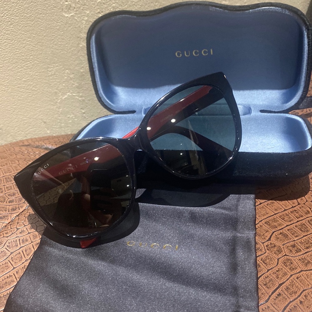 Gucci sunglasses